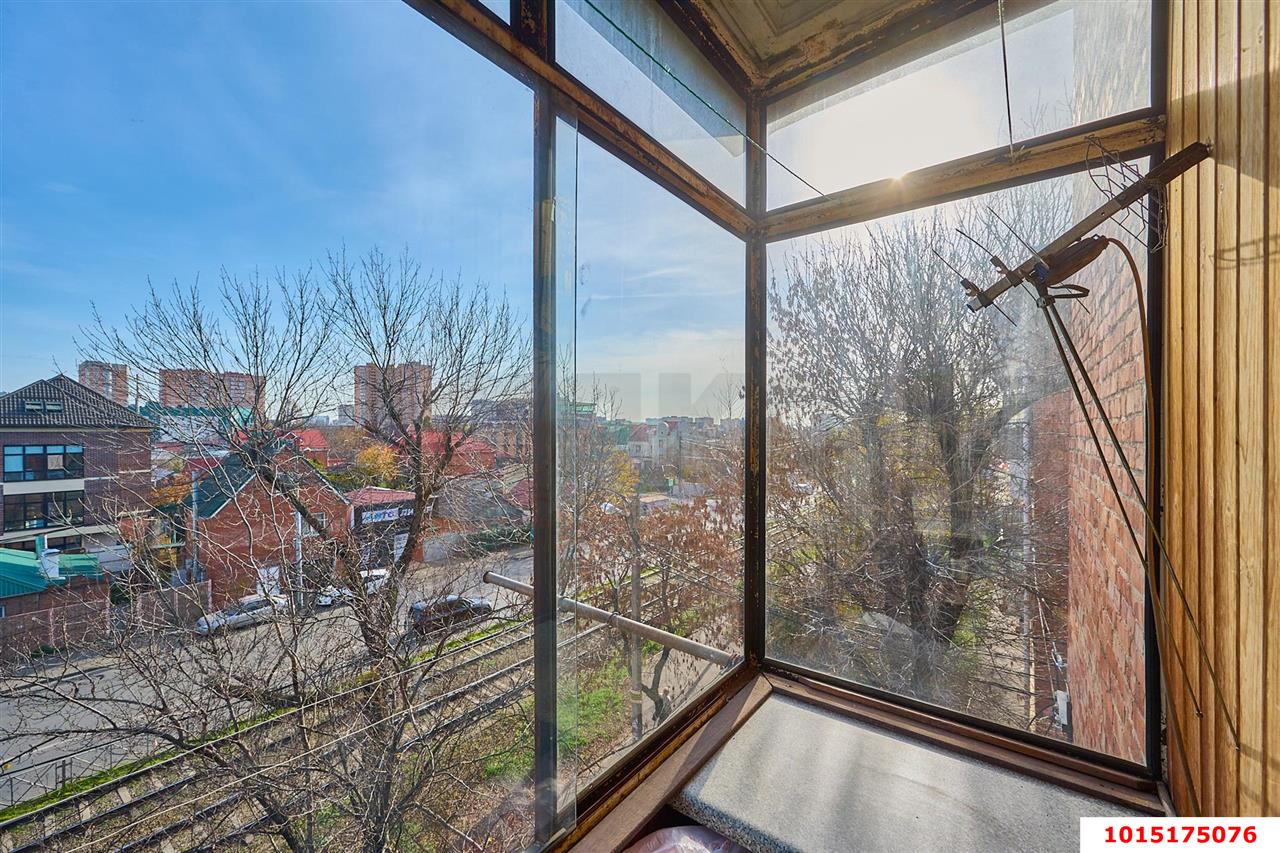 Фото №13: 3-комнатная квартира 53 м² - Краснодар, Центральный внутригородской округ, мкр. Центральный, ул. Коммунаров, 205