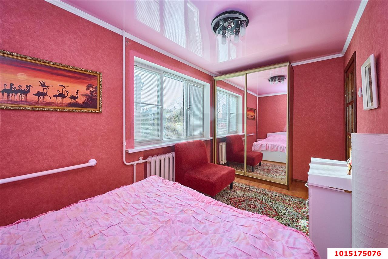 Фото №5: 3-комнатная квартира 53 м² - Краснодар, Центральный внутригородской округ, мкр. Центральный, ул. Коммунаров, 205