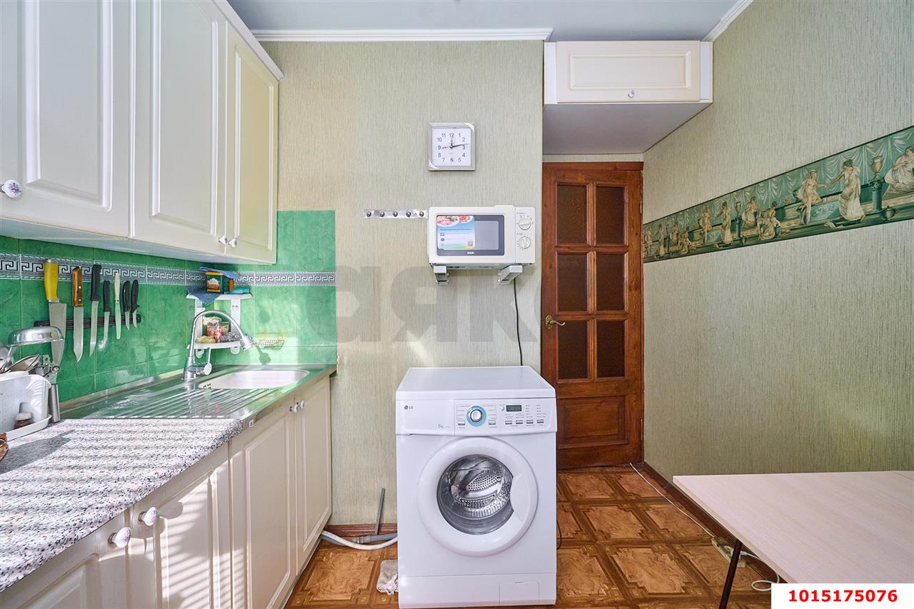 Фото №7: 3-комнатная квартира 53 м² - Краснодар, Центральный, ул. Коммунаров, 205