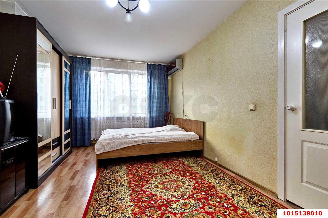 Фото №3: 1-комнатная квартира 38 м² - Краснодар, Прикубанский внутригородской округ, мкр. Репино, пр-д Репина, 40