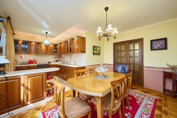 Фото №1: 4-комнатная квартира 120 м² - Краснодар, мкр. Фестивальный, ул. Яна Полуяна, 2