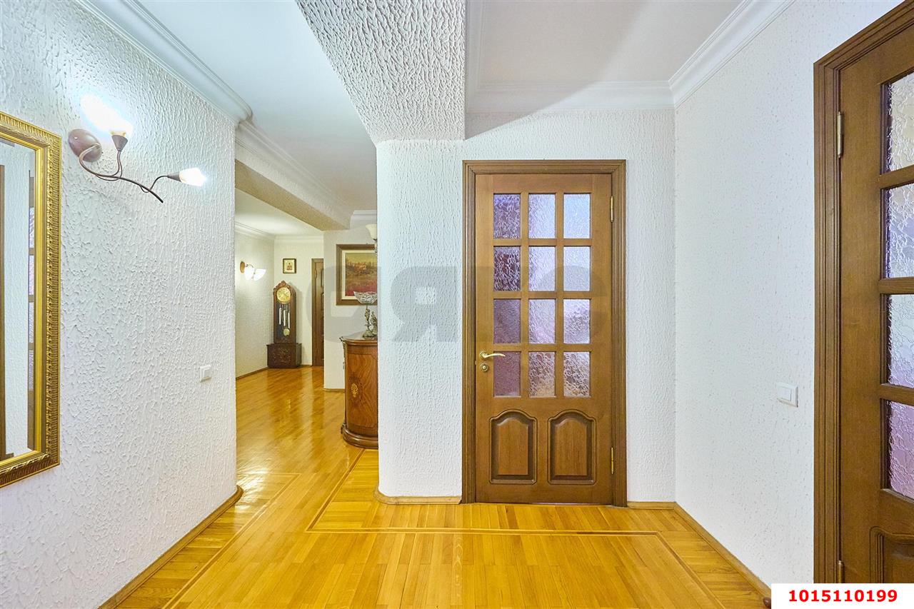 Фото №16: 4-комнатная квартира 130 м² - Краснодар, Прикубанский внутригородской округ, Отделение № 1 совхоза Солнечный, мкр. Фестивальный, ул. Яна Полуяна, 2