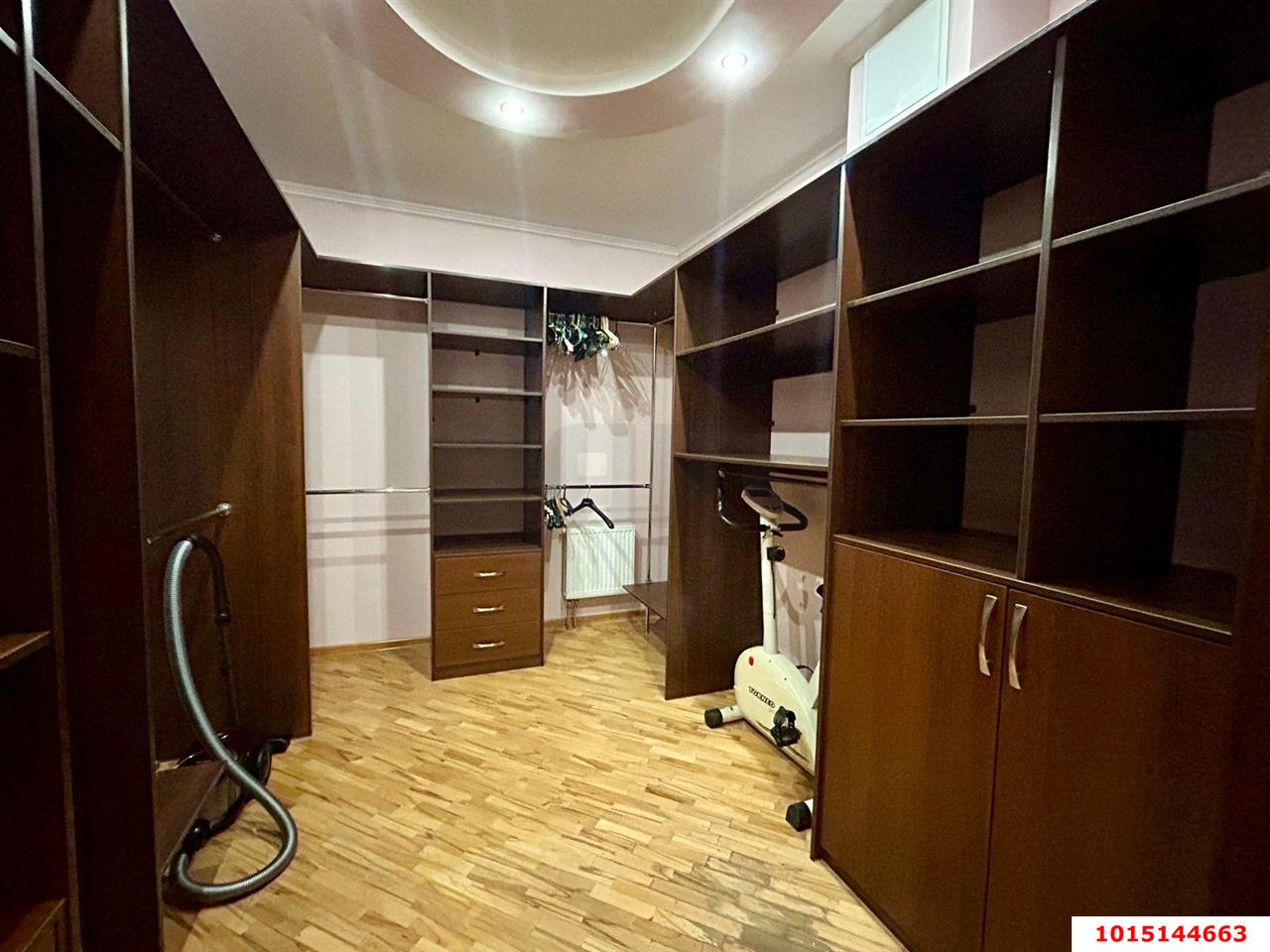 Фото №15: 3-комнатная квартира 160 м² - Краснодар, мкр. Западный внутригородской округ, ул. Офицерская, 36