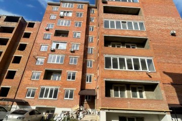 Фото №1: 2-комнатная квартира 64 м² - Краснодар, мкр. Завод Радиоизмерительных Приборов, ул. 1 Мая, 394