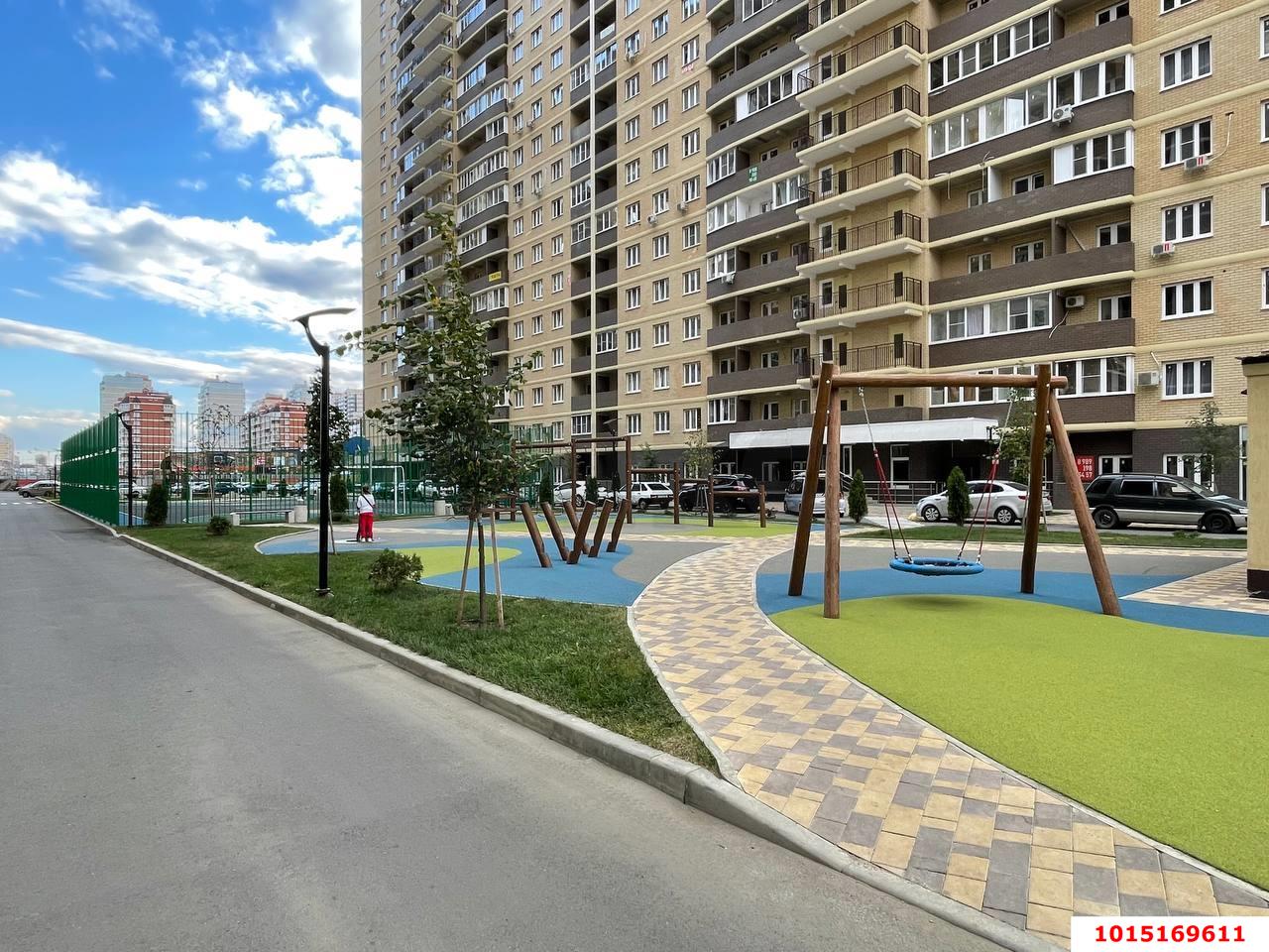 Фото №1: 1-комнатная квартира 42 м² - Краснодар, Прикубанский внутригородской округ, ЖК Лучший, Завод Радиоизмерительных Приборов, имени Петра Метальникова, мкр. жилой комплекс Лучший, ул. Ростовское шоссе, 30/7