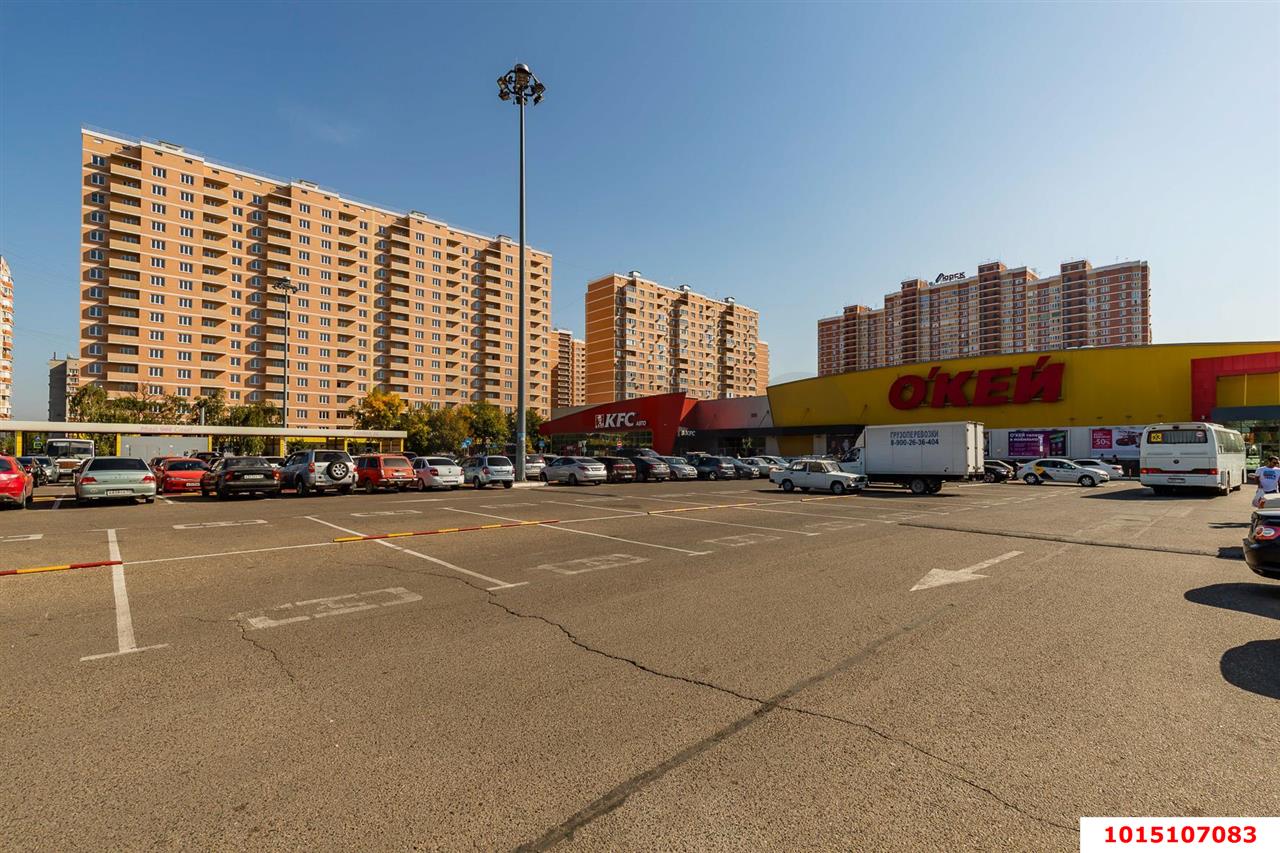 Фото №1: 2-комнатная квартира 68 м² - Краснодар, жилой комплекс Феникс, ул. имени Игнатова, 4/3к2