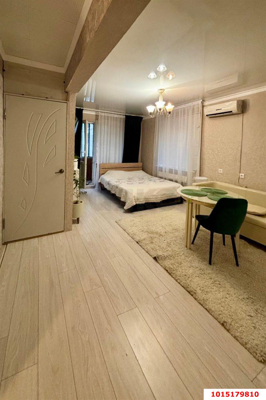 Фото №1: 1-комнатная квартира 34 м² - Краснодар, Центральный внутригородской округ, ул. Красная, 196