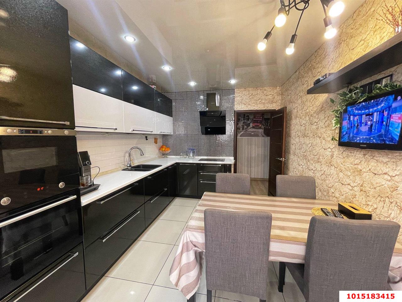 Фото №1: 3-комнатная квартира 85 м² - Краснодар, Прикубанский внутригородской округ, мкр. Московский, ул. Карякина, 31