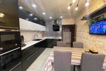 Фото №1: 3-комнатная квартира 85 м² - Краснодар, мкр. Московский, ул. Карякина, 29