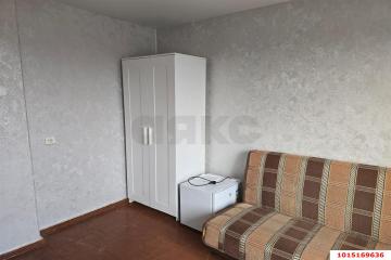 Фото №2: Комната 13 м² - Краснодар, мкр. Черёмушки, ул. Свободная, 74