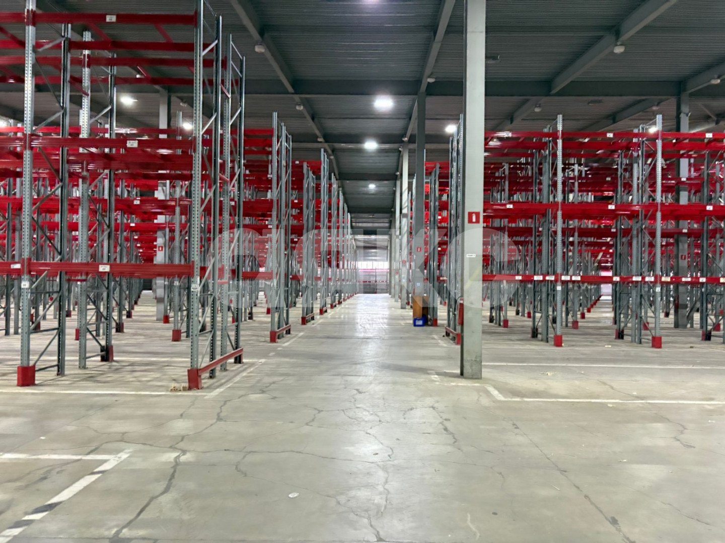 Фото №2: Коммерция 9000 м² - Грушевская, ул. Данилова, 1Б