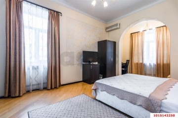 Фото №2: Дом 500 м² - Краснодар, мкр. Фестивальный, ул. Карла Маркса, 108