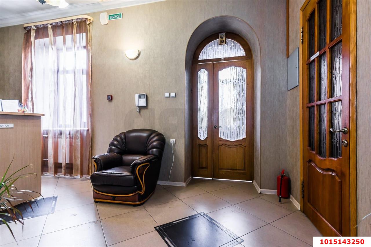 Фото №13: Дом 500 м² + 6 сот. - Краснодар, Западный внутригородской округ, мкр. Фестивальный, ул. Карла Маркса, 108