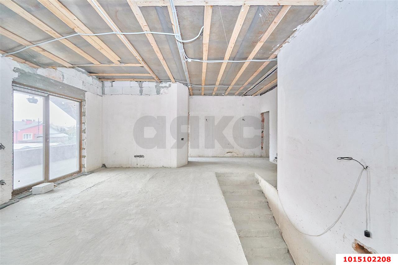 Фото №23: Дом 291 м² + 8 сот. - Краснодар, Прикубанский внутригородской округ, мкр. Горхутор, ул. Яхонтовая