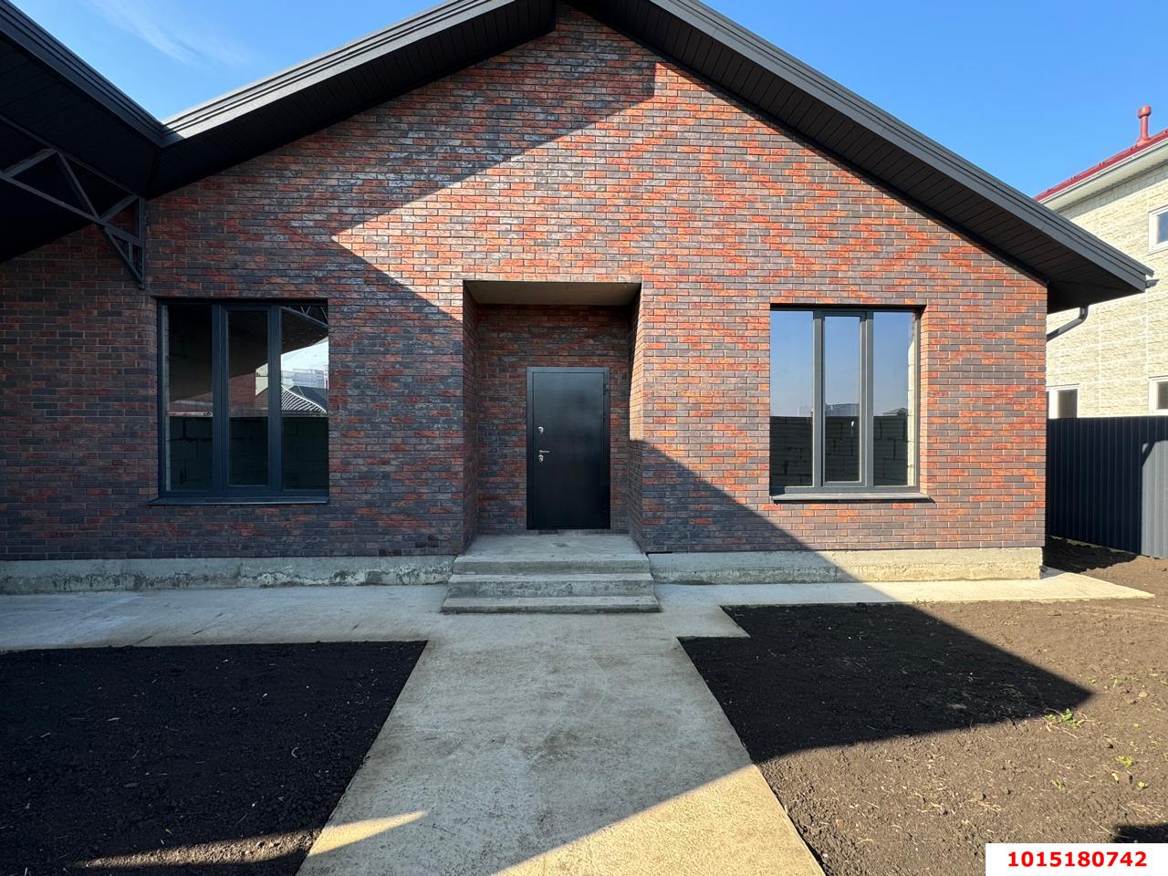 Фото №3: Дом 169 м² + 6 сот. - отделения № 3 СКЗНИИСиВ, коттеджный  Малиновка, ул. имени Героя Анощенкова, 101