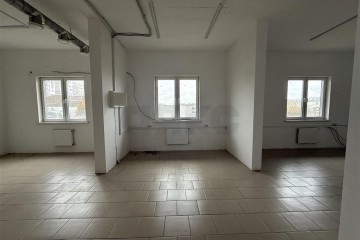 Фото №3: Торговое помещение 80 м² - Краснодар, мкр. жилой комплекс Южане, ул. Даниила Смоляна, 65