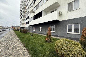 Фото №4: Торговое помещение 80 м² - Краснодар, мкр. жилой комплекс Южане, ул. Даниила Смоляна, 65