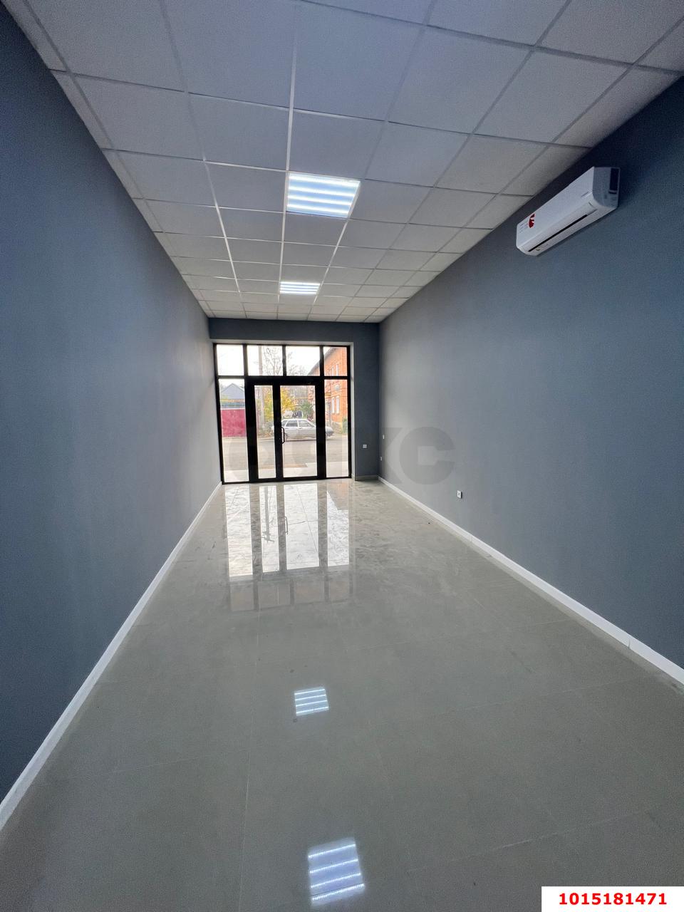 Фото №6: Торговое помещение 200 м² - Брюховецкая, ул. Советская, 50