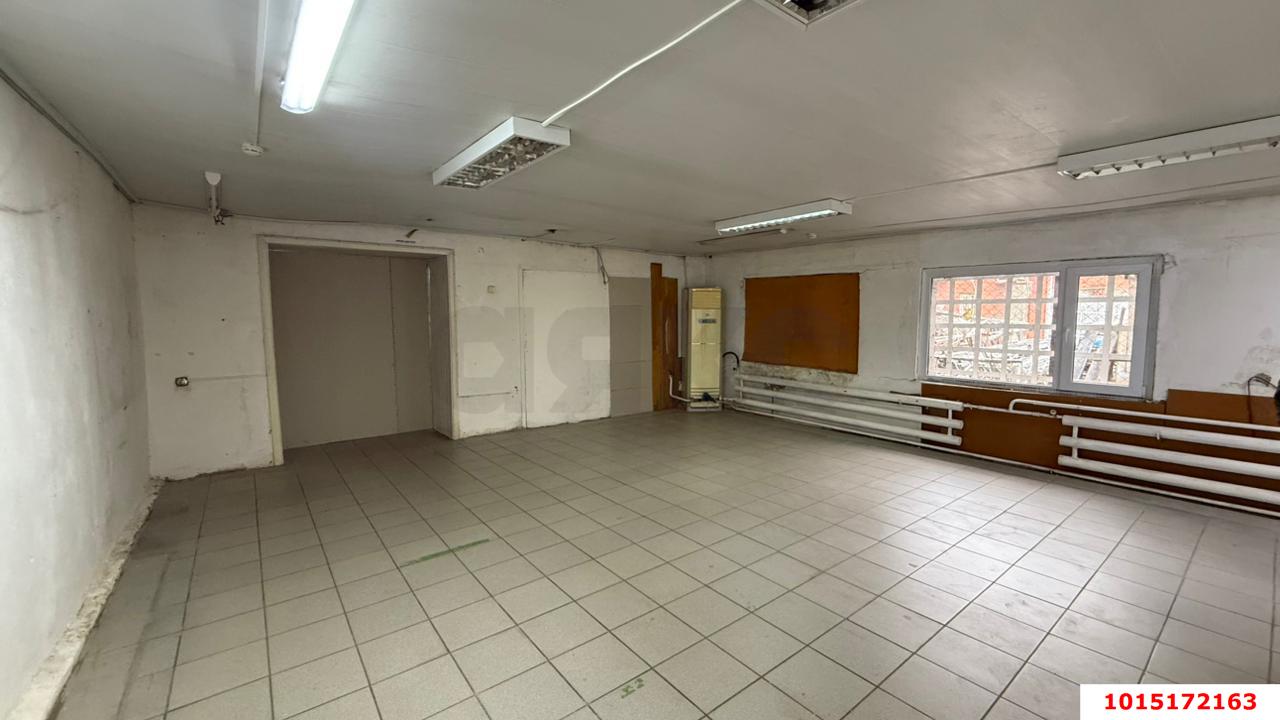 Фото №2: Складское помещение 337 м² - Краснодар, Центральный, ул. Ленина, 101