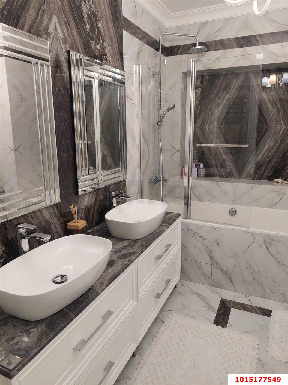 Фото №1: 3-комнатная квартира 109 м² - Краснодар, Центральный внутригородской округ, мкр. Центральный, ул. Промышленная, 49