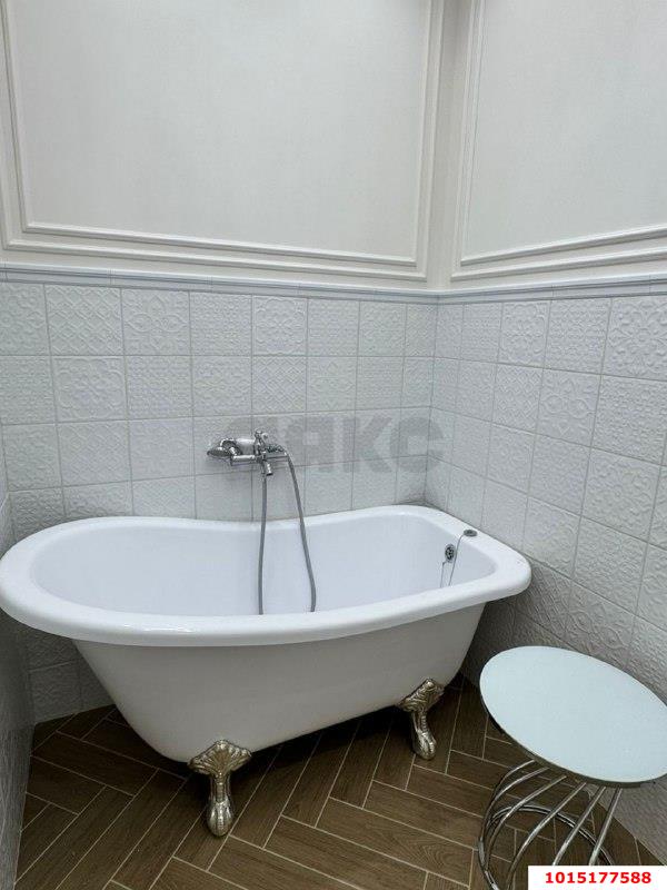 Фото №12: 2-комнатная квартира 58 м² - Краснодар, Центральный внутригородской округ, ул. Красная, 206