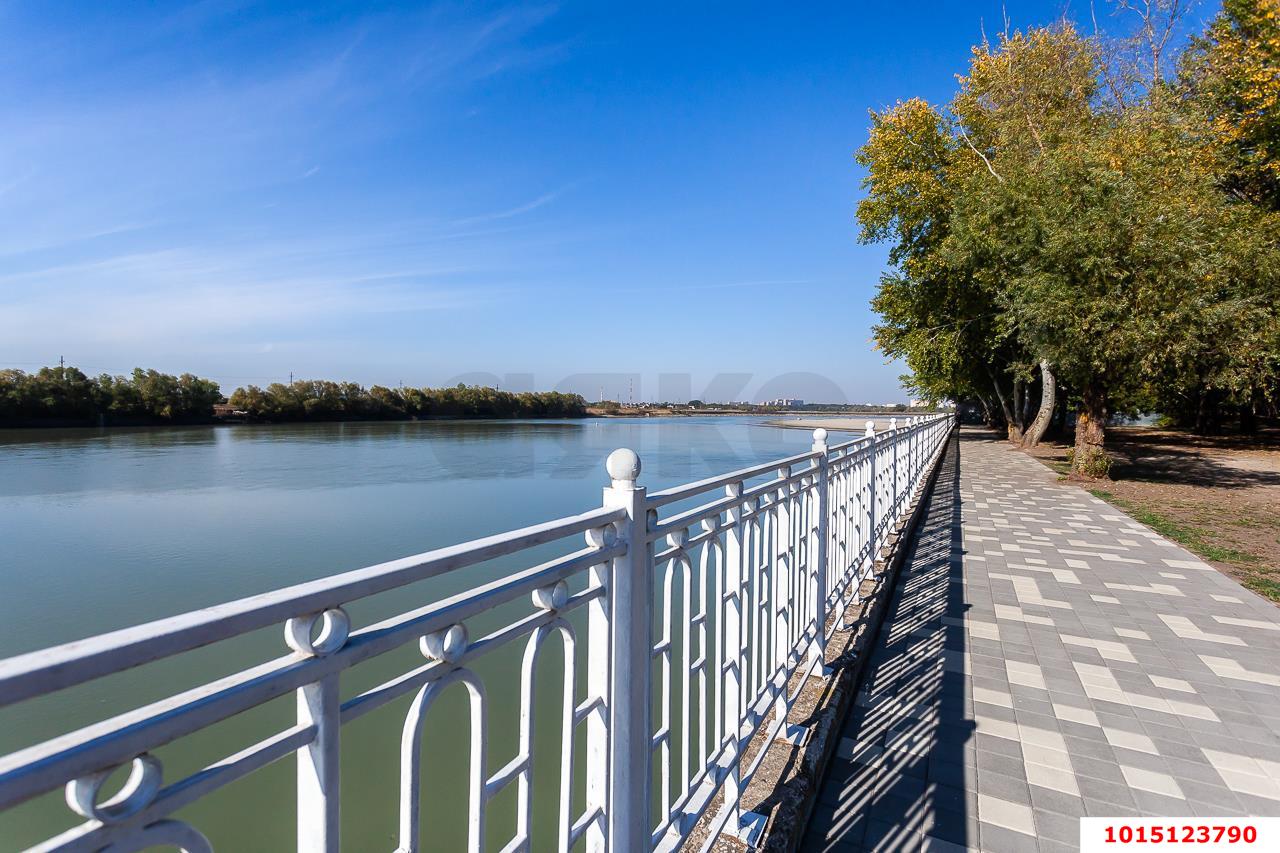 Фото №14: 1-комнатная квартира 35 м² - Краснодар, Западный внутригородской округ, мкр. Юбилейный, ул. 70-летия Октября, 14