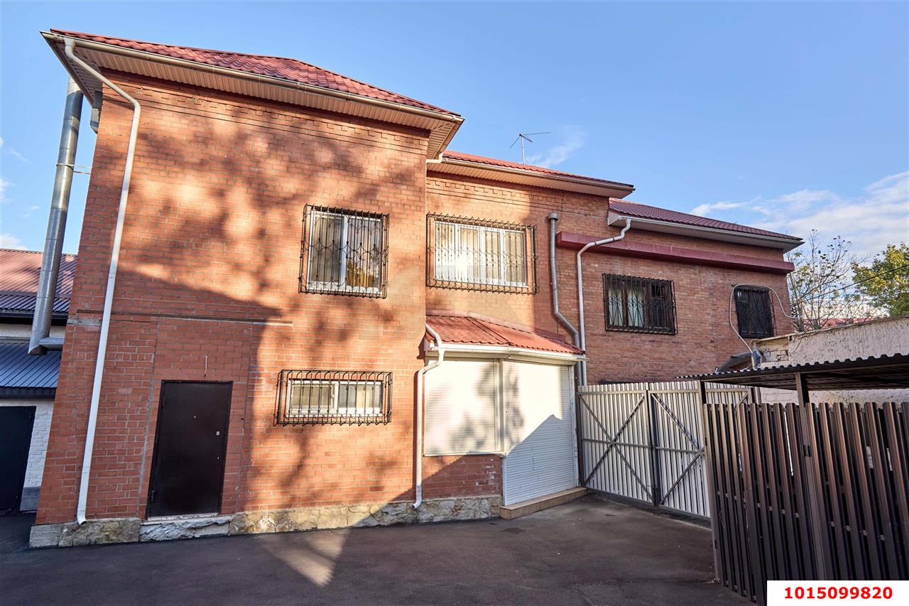 Фото №1: Дом 253 м² + 3.01 сот. - Краснодар, мкр. Западный внутригородской округ, ул. Одесская, 26/1