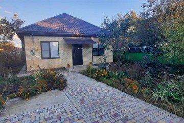 Фото №1: Дом 84 м² - Любитель, мкр. Прикубанский внутригородской округ, ул. Центральная, 196