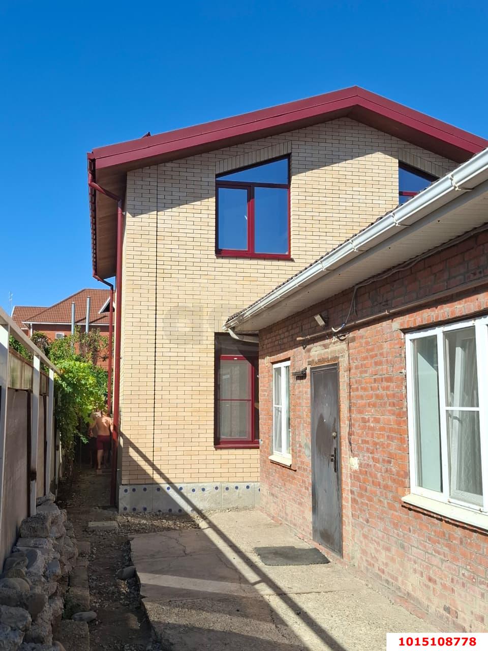 Фото №1: Дом 192 м² + 4 сот. - Краснодар, Кожзавод, ул. Герцена, 97