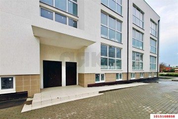 Фото №3: Торговое помещение 252 м² - Краснодар, мкр. ЖК Жемчужина, ул. имени Ф.И. Шаляпина, 30/1к2