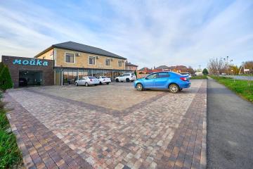 Фото №3: Коммерция 830 м² - Новотитаровская, ул. Королёва, 42