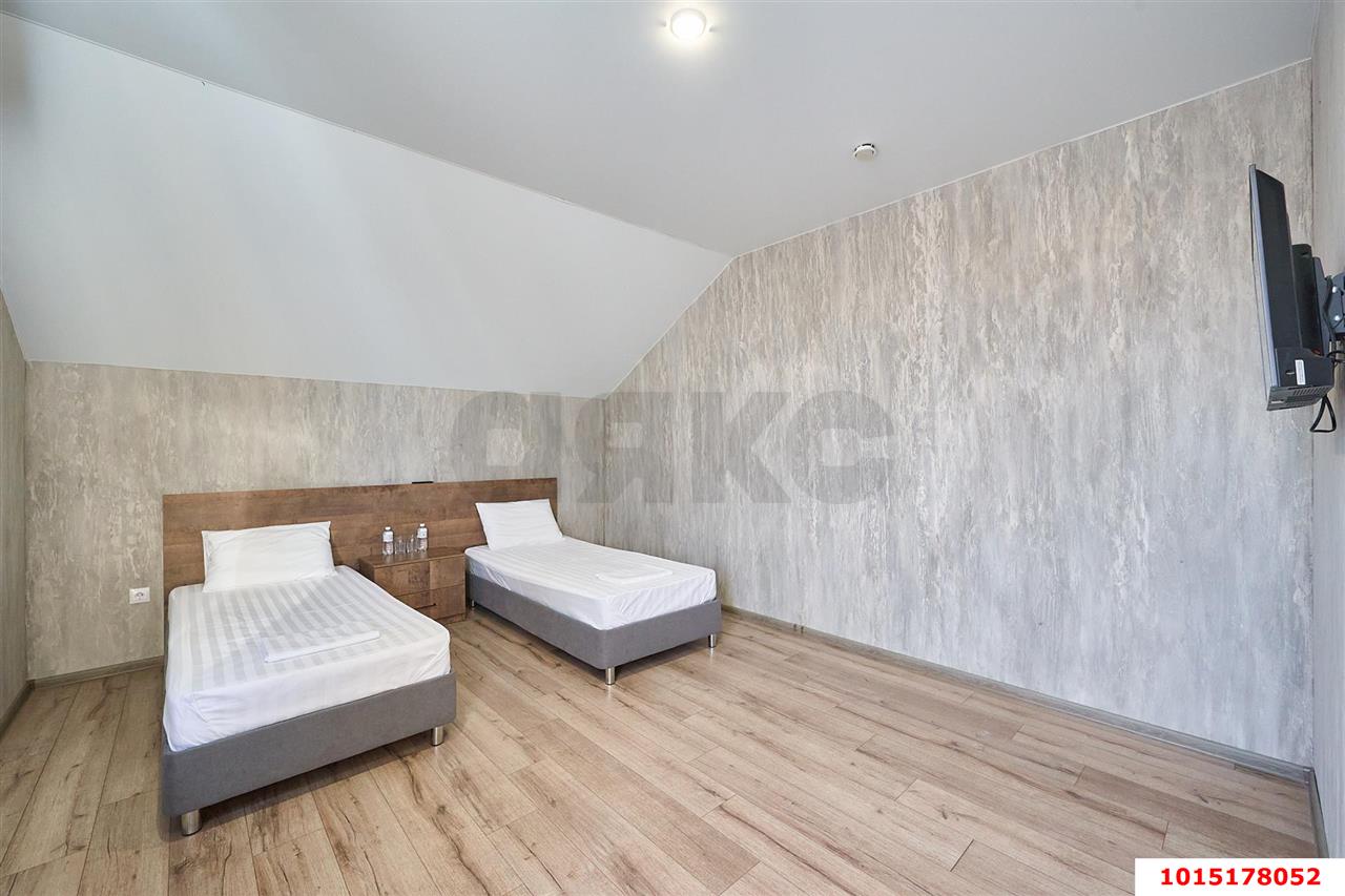 Фото №42: Готовый бизнес 830 м² - Новотитаровская, ул. Королёва, 42