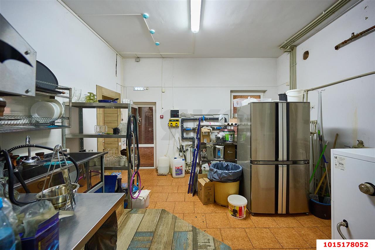 Фото №32: Коммерция 830 м² - Новотитаровская, ул. Королёва, 42