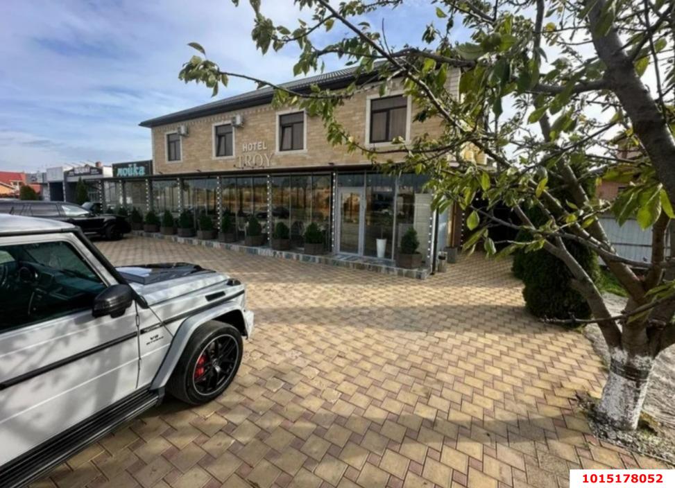 Фото №1: Готовый бизнес 830 м² - Новотитаровская, ул. Королёва, 42