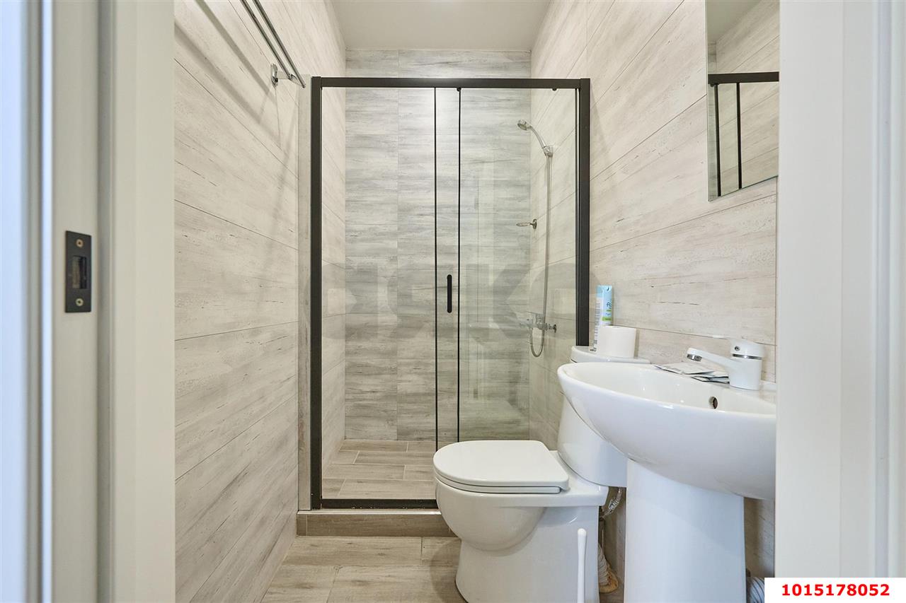 Фото №43: Коммерция 830 м² - Новотитаровская, ул. Королёва, 42