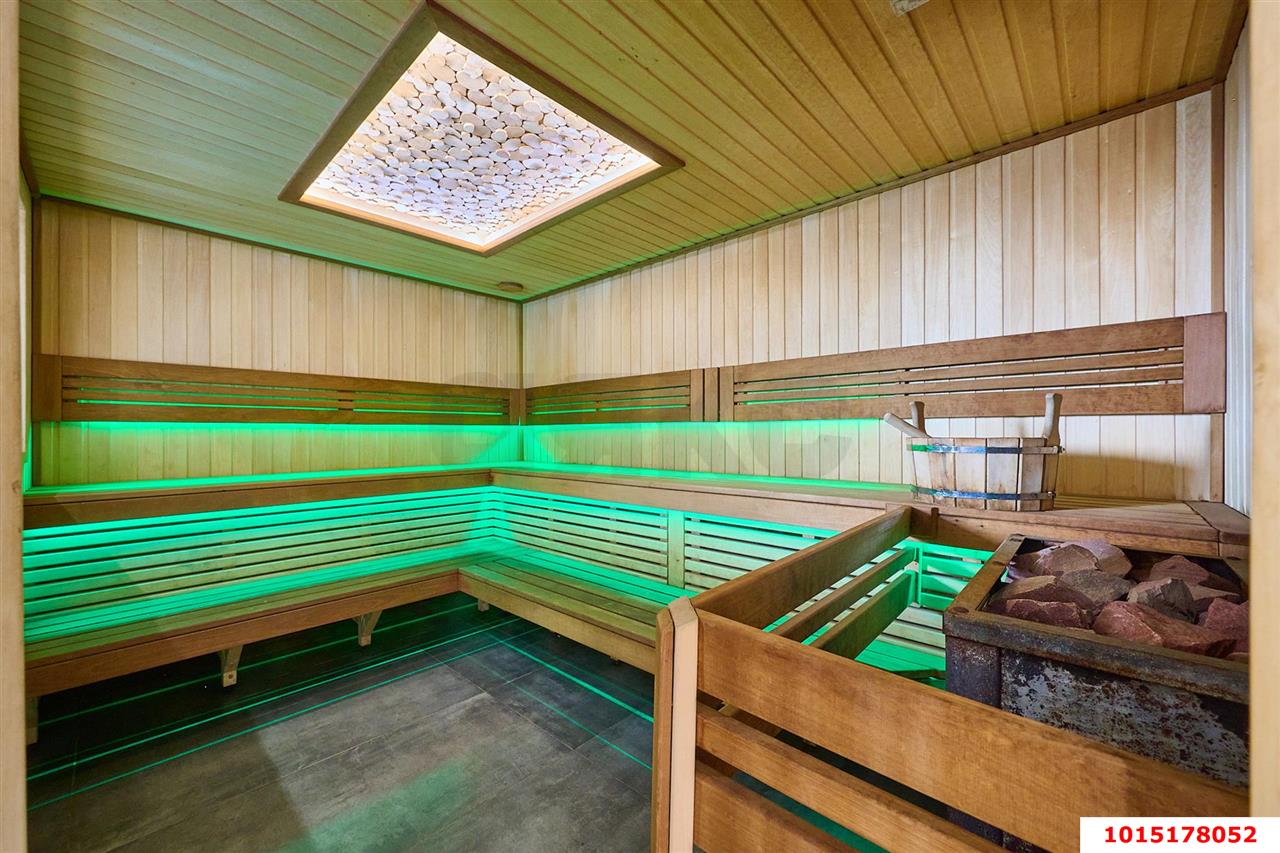 Фото №39: Коммерция 830 м² - Новотитаровская, ул. Королёва, 42