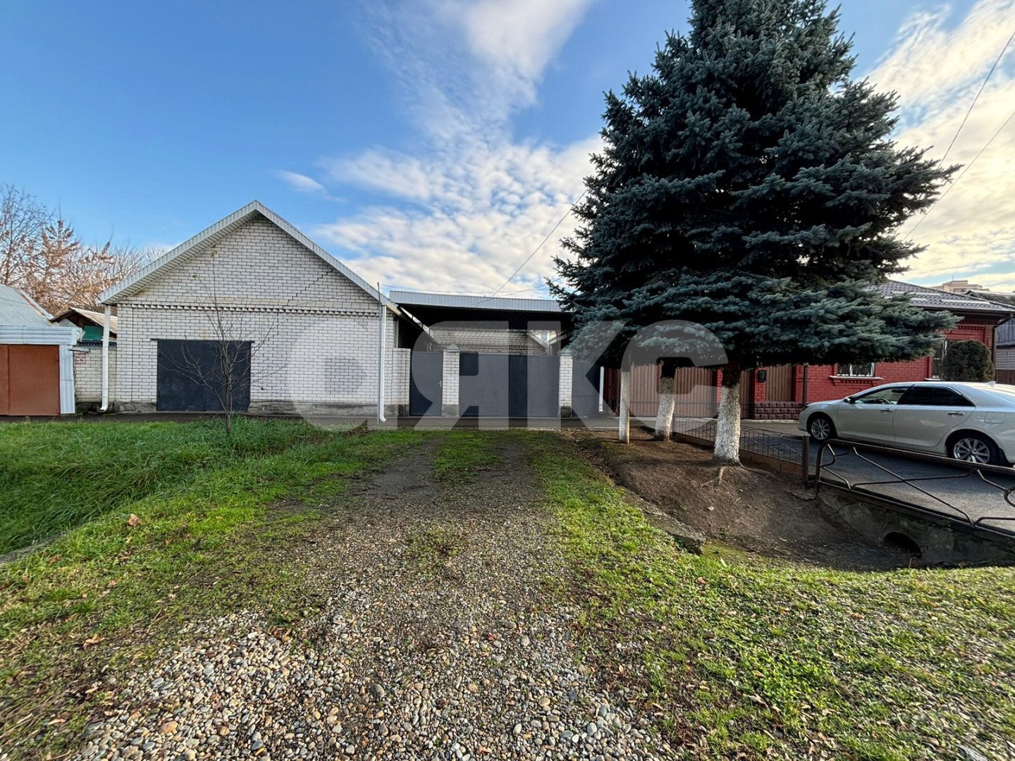 Фото №1: Дом 123 м² + 5.73 сот. - Майкоп, Центр, ул. Пролетарская, 302