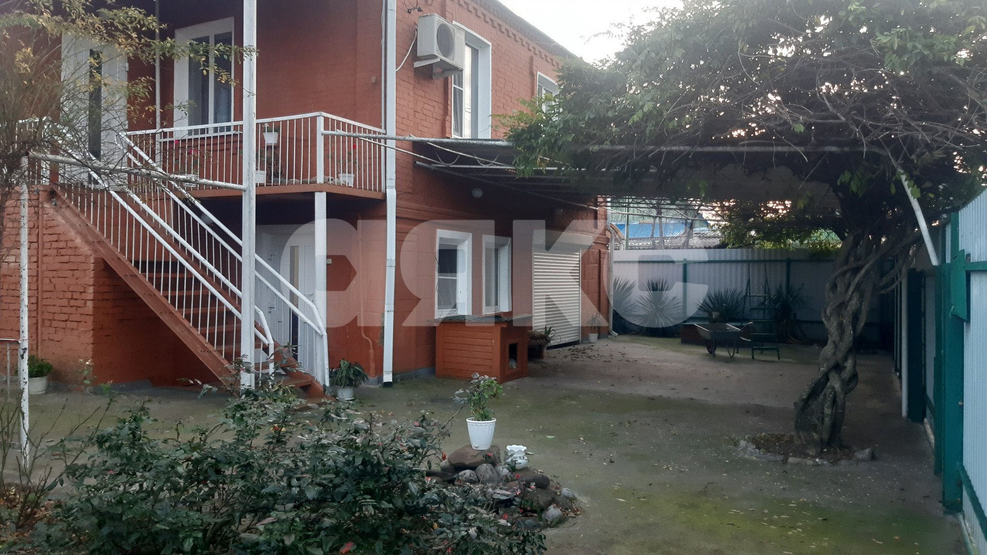 Фото №1: Дом 121 м² + 5.2 сот. - Горячий Ключ, Курортная Зона, пер. Подгорный