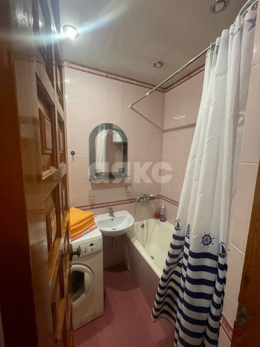 Фото №8: 2-комнатная квартира 52 м² - Дивноморское, ул. Короленко, 6