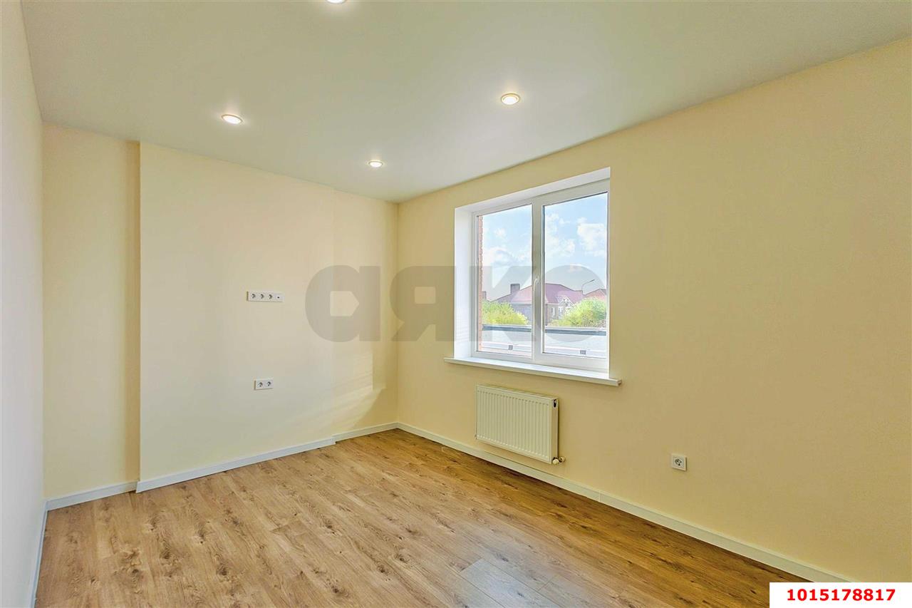 Фото №11: Дуплекс 150 м² + 2 сот. - Краснодар, коттеджный  Австрия, ул. Командорская, 2к96