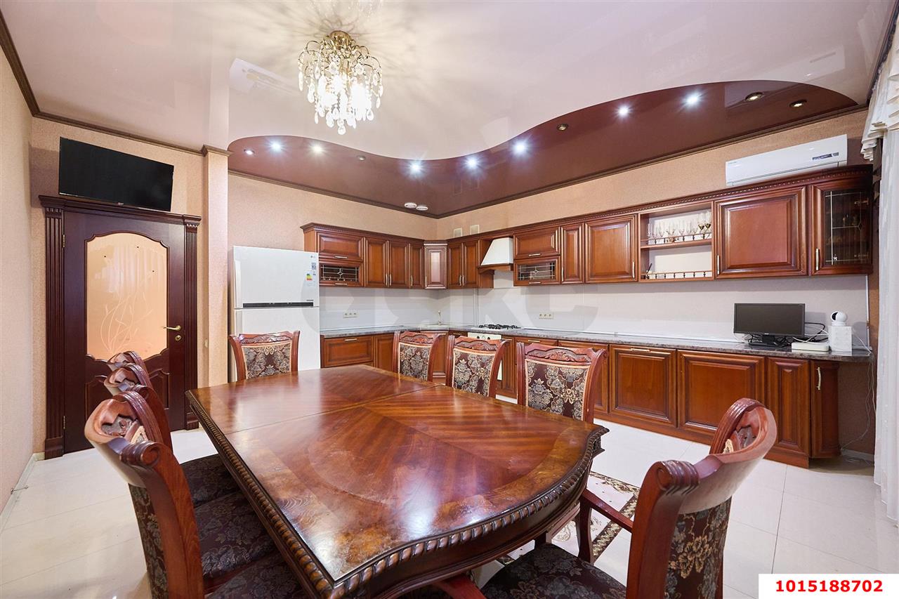 Фото №1: Дом 134 м² + 3.73 сот. - Знаменский, Карасунский внутригородской округ, ул. Первомайская, 21