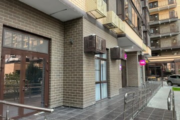 Фото №2: Торговое помещение 48 м² - Краснодар, мкр. жилой комплекс Маршал, ул. Гаражная, 87