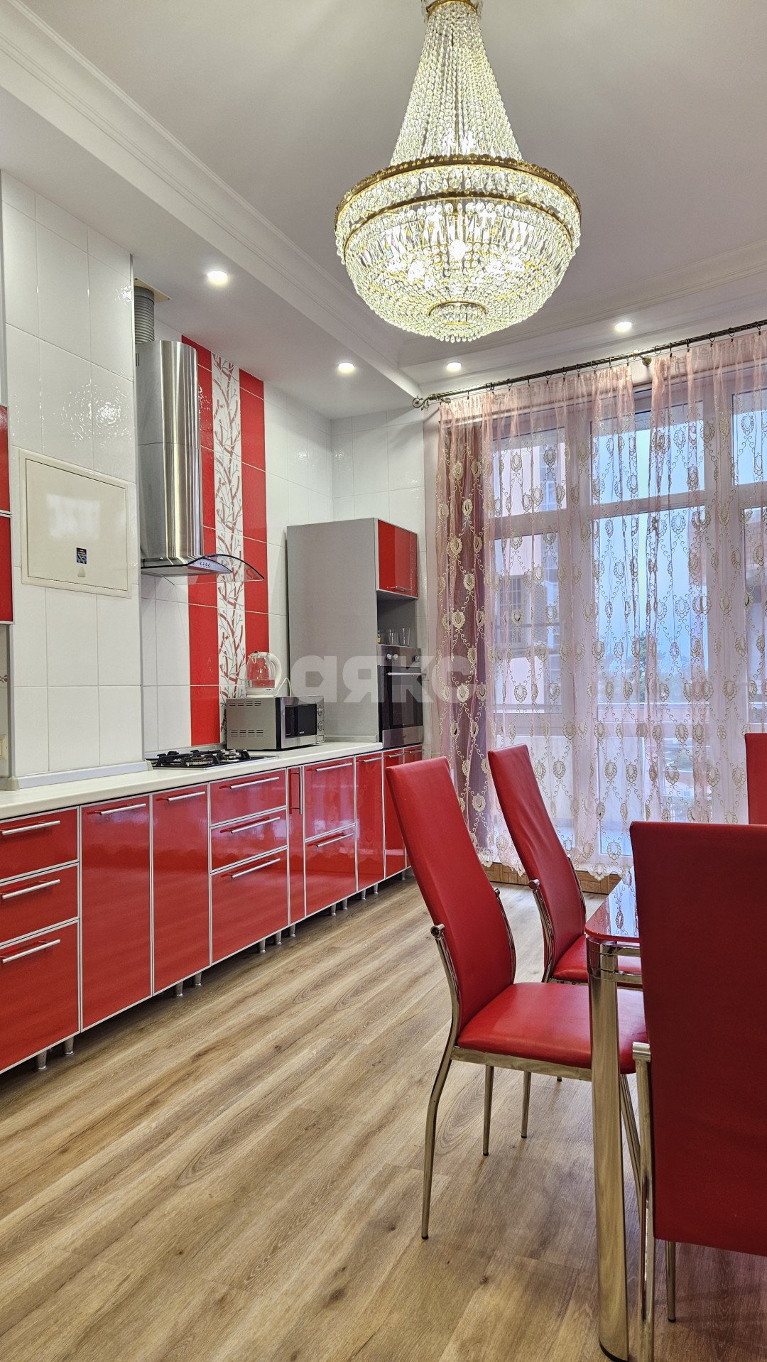 Фото №5: 2-комнатная квартира 99 м² - Геленджик, Толстый Мыс, ул. Красногвардейская, 38АлитБ