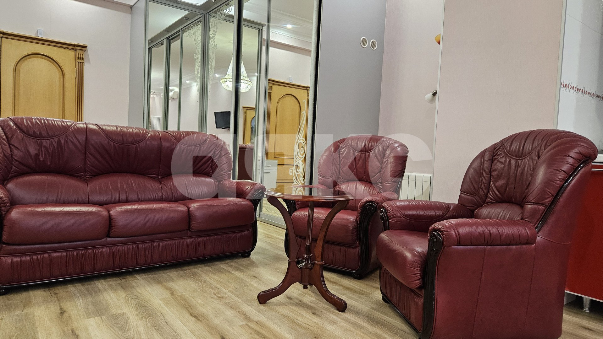 Фото №3: 2-комнатная квартира 99 м² - Геленджик, Толстый Мыс, ул. Красногвардейская, 38АлитБ