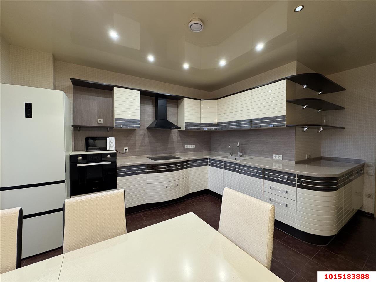 Фото №3: 3-комнатная квартира 140 м² - Краснодар, Центральный, ул. Кубанская набережная, 31/1