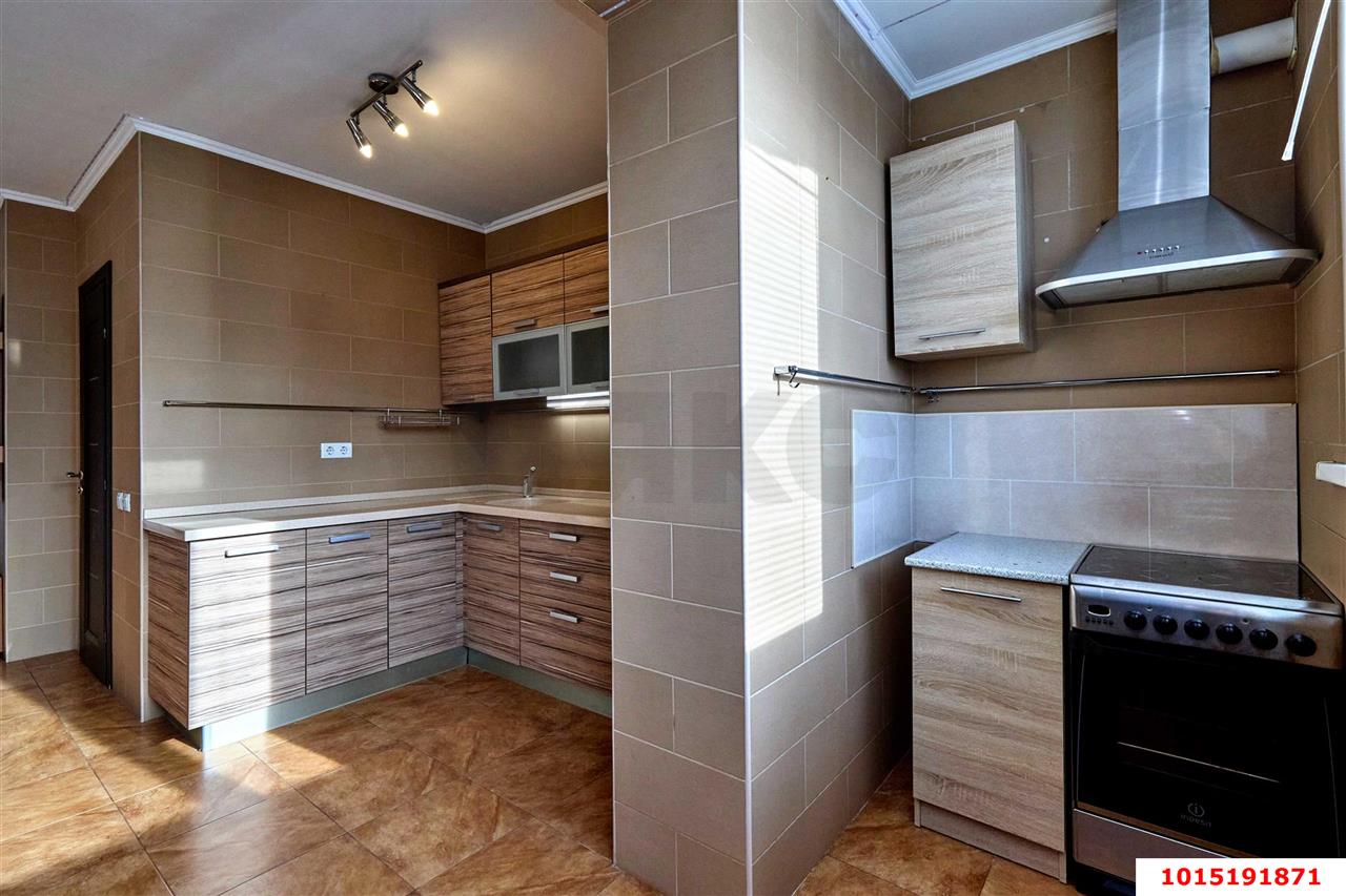 Фото №3: 1-комнатная квартира 35 м² - Краснодар, Краевая Клиническая Больница, ул. Восточно-Кругликовская, 76/2