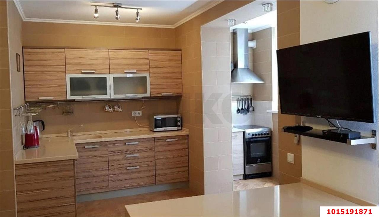 Фото №1: 1-комнатная квартира 35 м² - Краснодар, Краевая Клиническая Больница, ул. Восточно-Кругликовская, 82