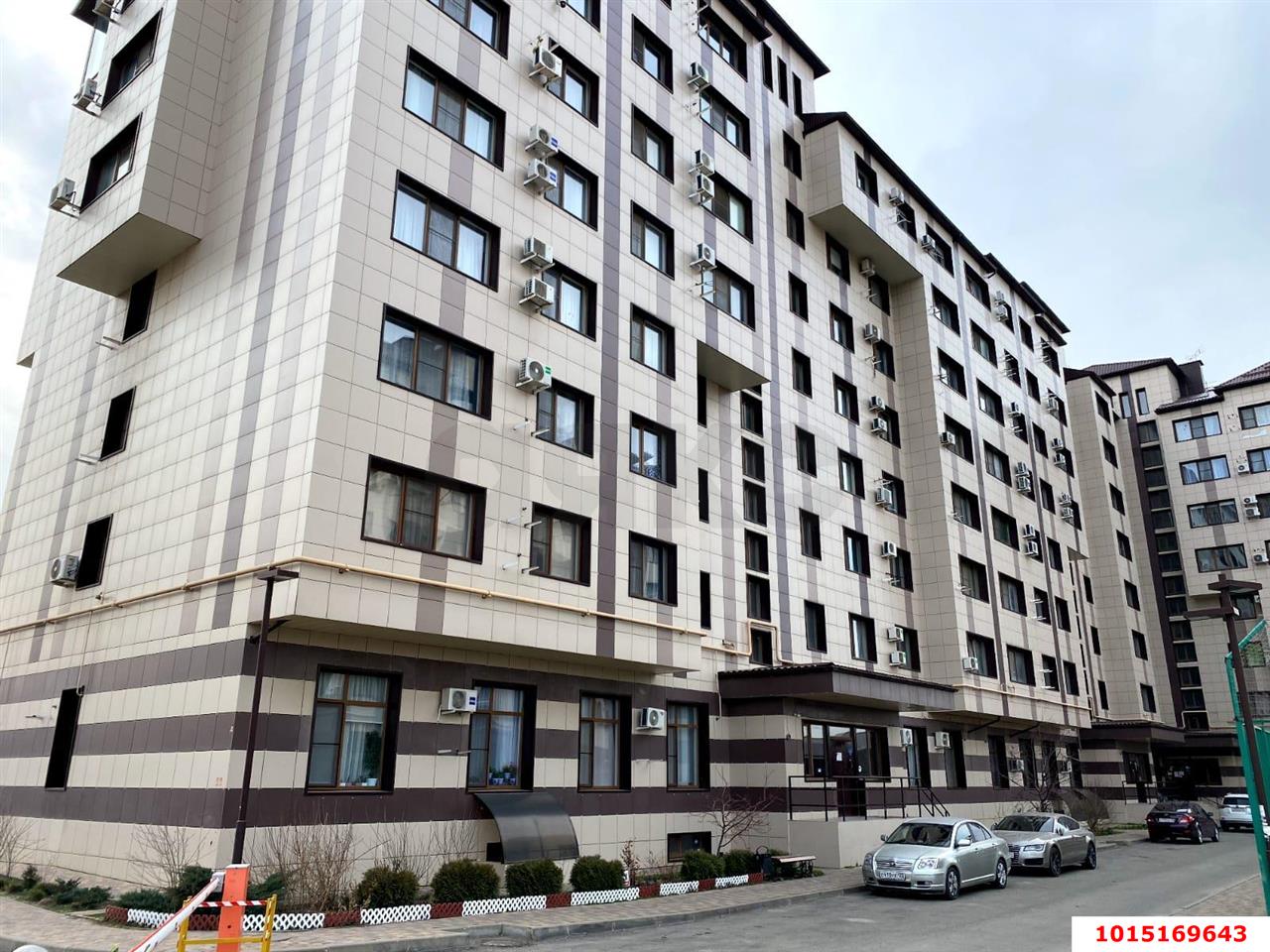 Фото №1: 1-комнатная квартира 37 м² - Новая Адыгея, жилой комплекс Речные просторы, ул. Тургеневское шоссе, 10к1