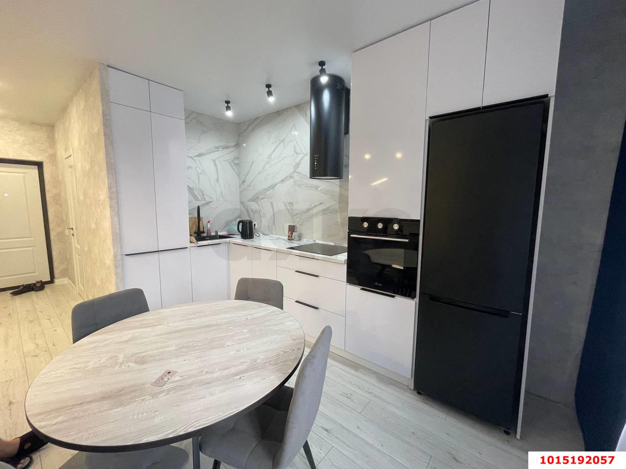 Фото №2: 1-комнатная квартира 41 м² - Краснодар, ЖК Времена Года 3, ул. Цезаря Куникова, 24к3