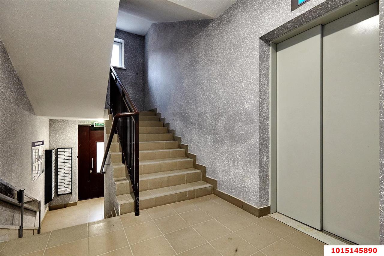Фото №8: Студия <span class="whitespace-nowrap">33 м²</span>, <span class="whitespace-nowrap">1/4 эт.</span> - Новая Адыгея, мкр. жилой комплекс Золотая линия 2, ул. Бжегокайская, 25/4